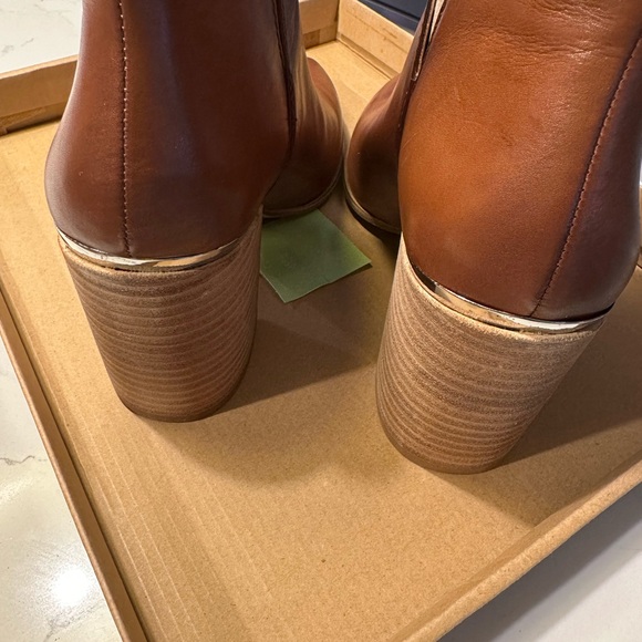 Steve Madden Kaylah Cognac Leather Bootie - Picture 4 of 5